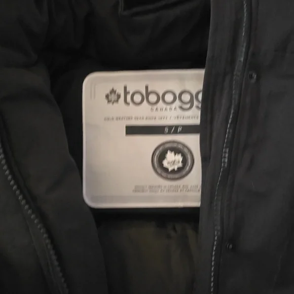 Toboggan Winter Jacket - Picture 4 of 5